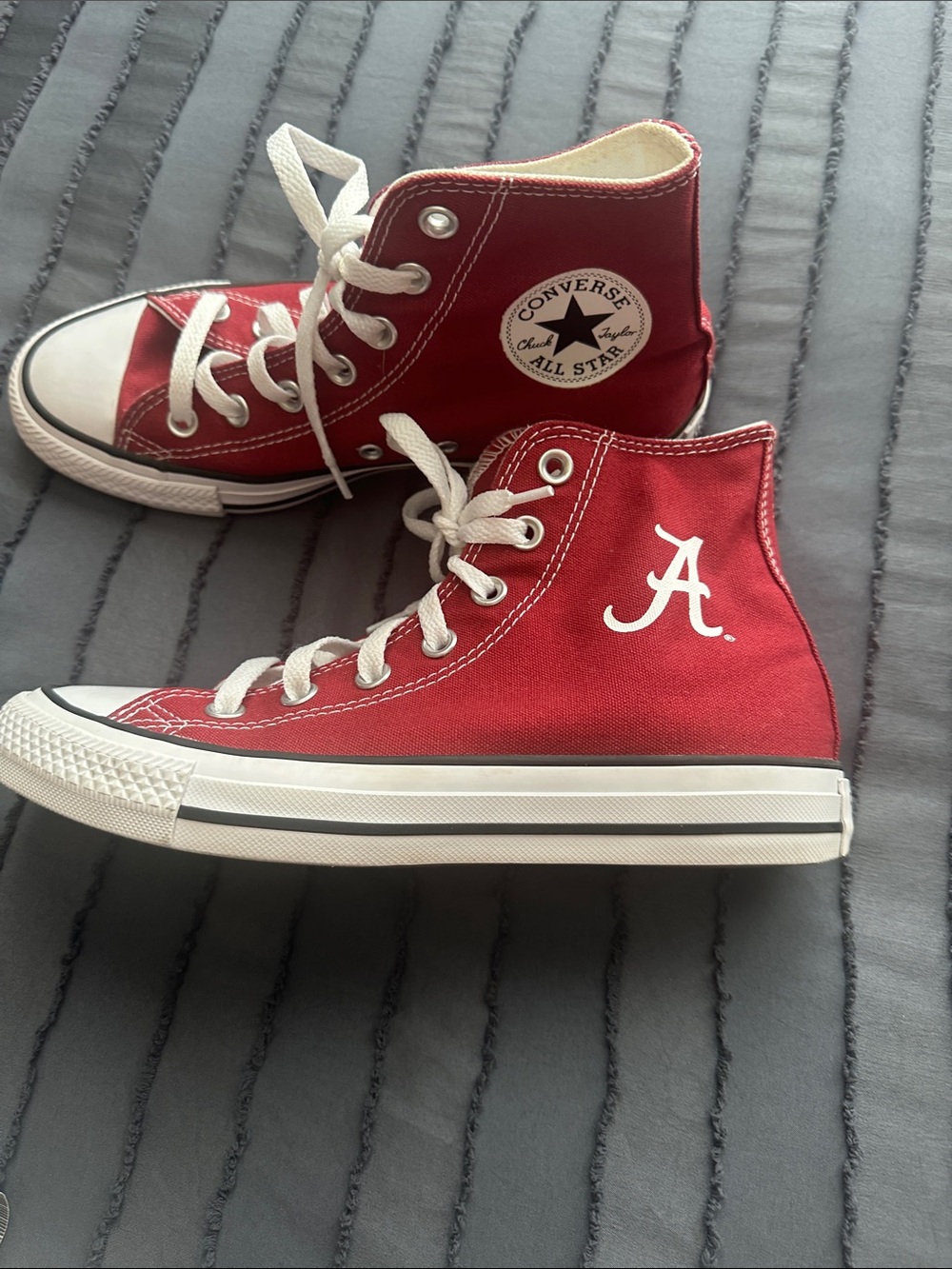 Converse Unisex High-Top Chuck Taylor Sneakers LNC